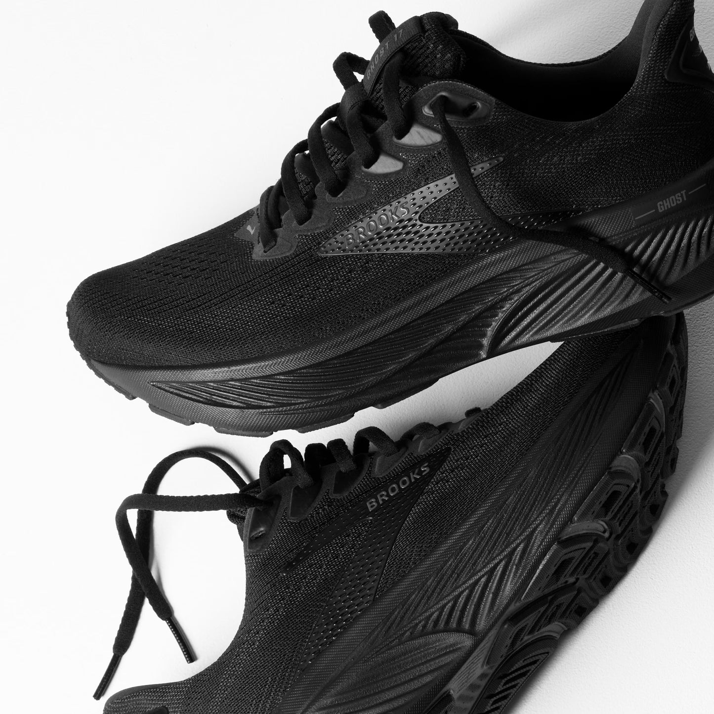 Brooks - Ghost 17 - Black/Black/Ebony