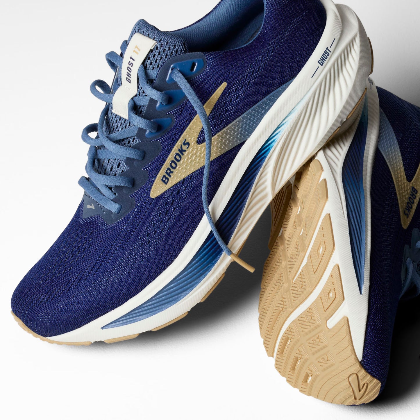 Brooks - Ghost 17 - Beacon Blue/Moonlight/Starfish