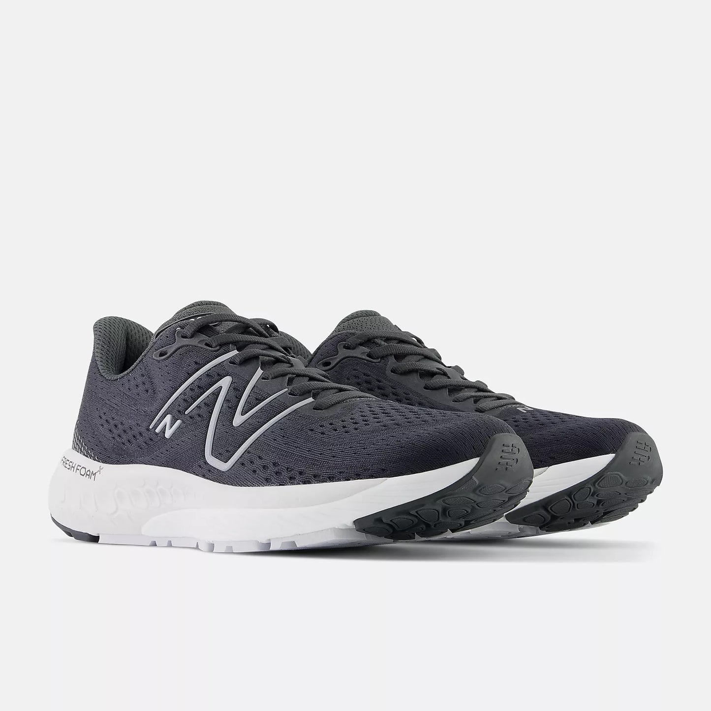 New Balance - Women's Fresh Foam x 880 v 13 - Black / Blacktop / Silver Metallic
