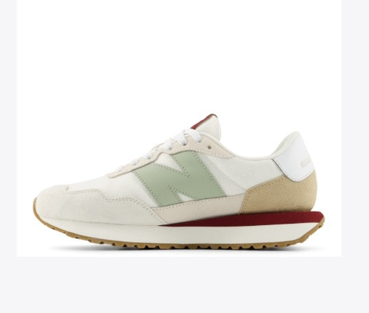 New Balance - Women's 237 - Sea Salt / Garter Snake