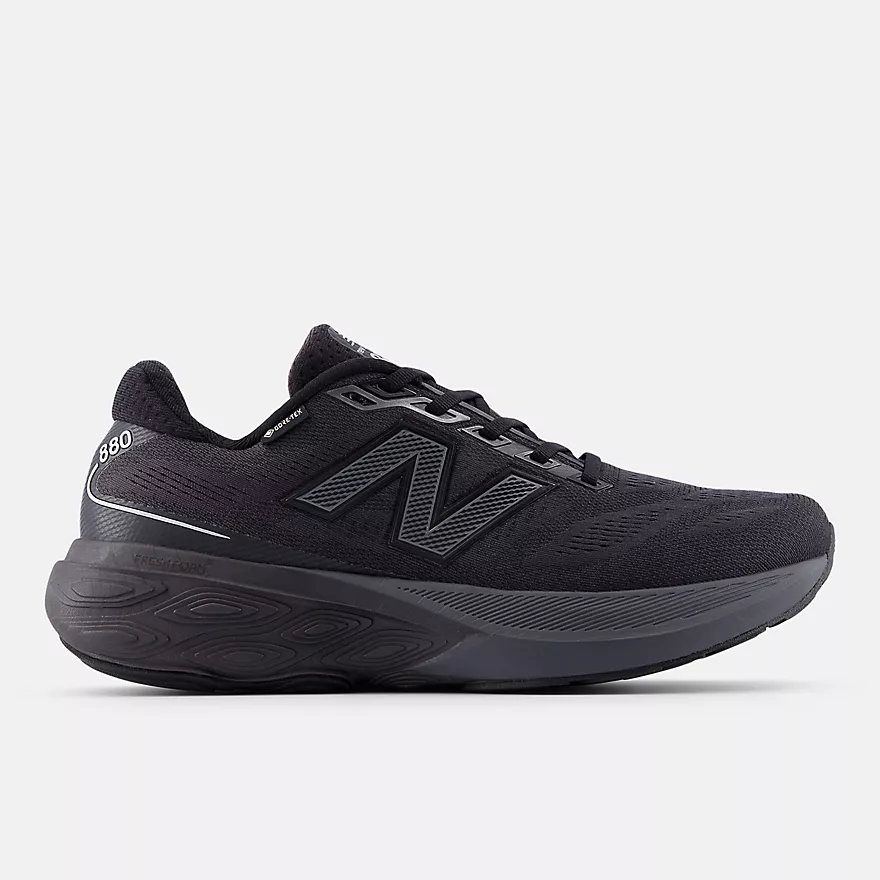 New Balance - Fresh Foam X 880v15 GORE-TEX® - Black – Square Deal