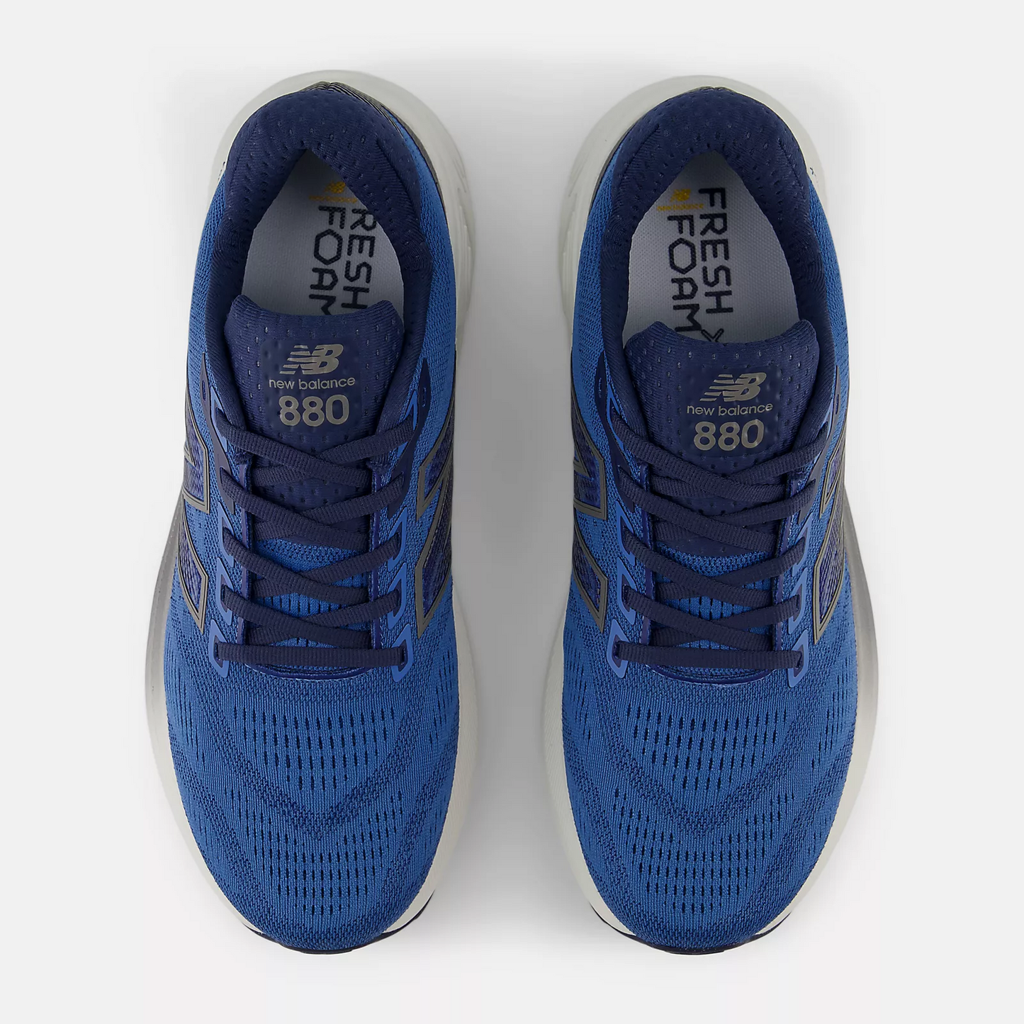 New Balance - m880v15 - Navy / Marmalade