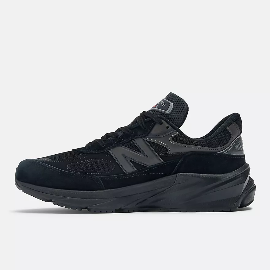 New Balance - Made in USA 990 v6 - Black