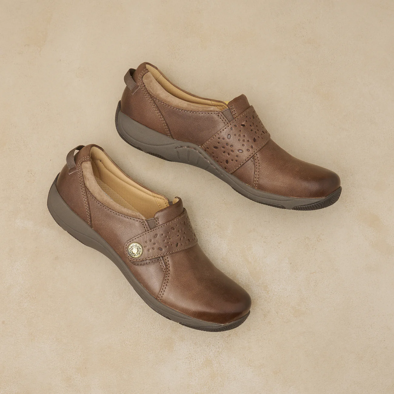 Dansko - Sallie - Stone Waxy Burnished