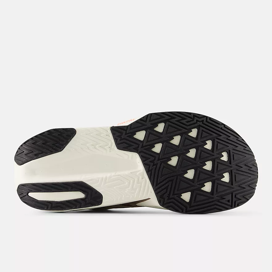 New Balance - Fuel Cell Rebel v5 - Angora / Earth Shadow / Sea Salt